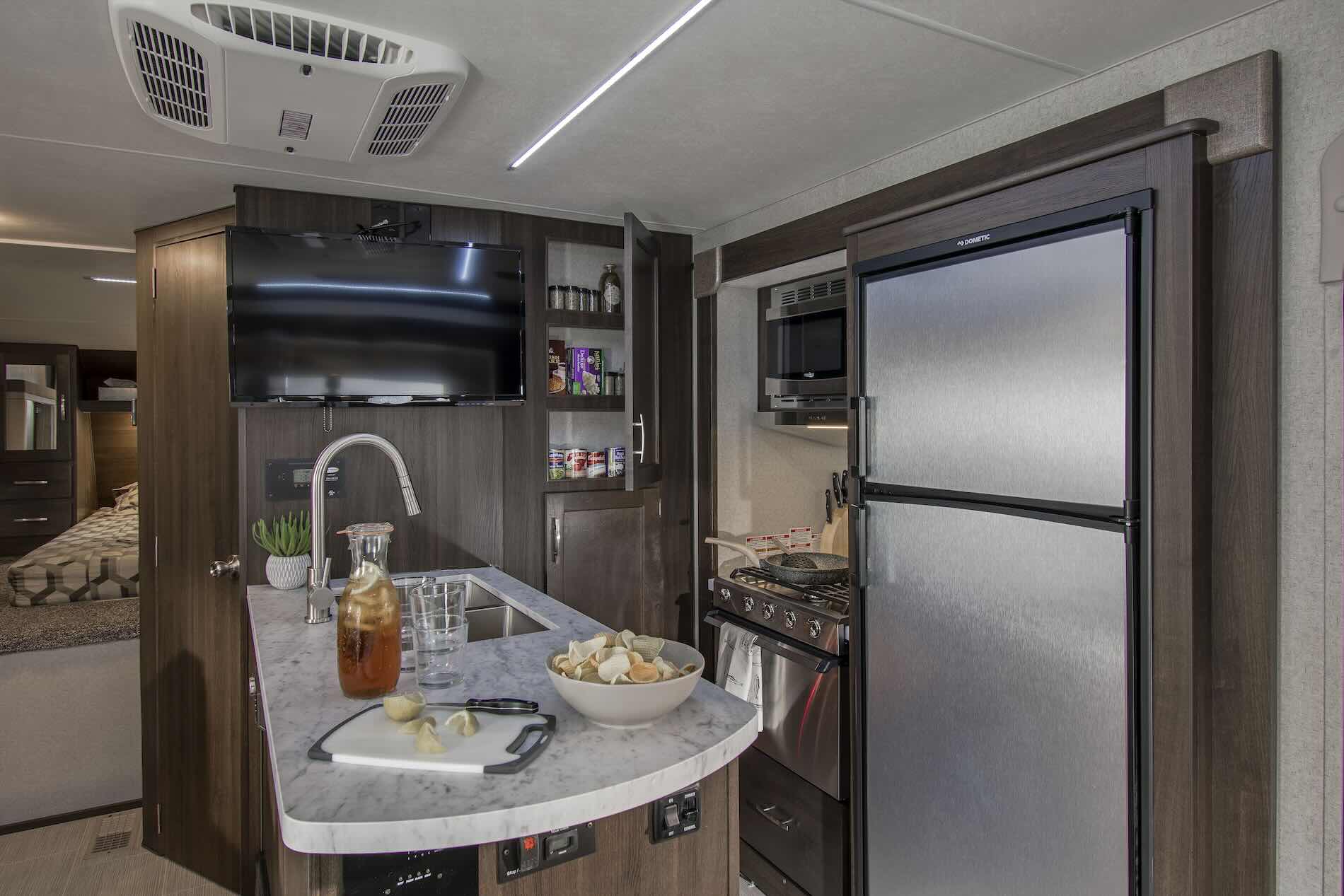 Adventurer Eagle Cap 1165 - Available to Order