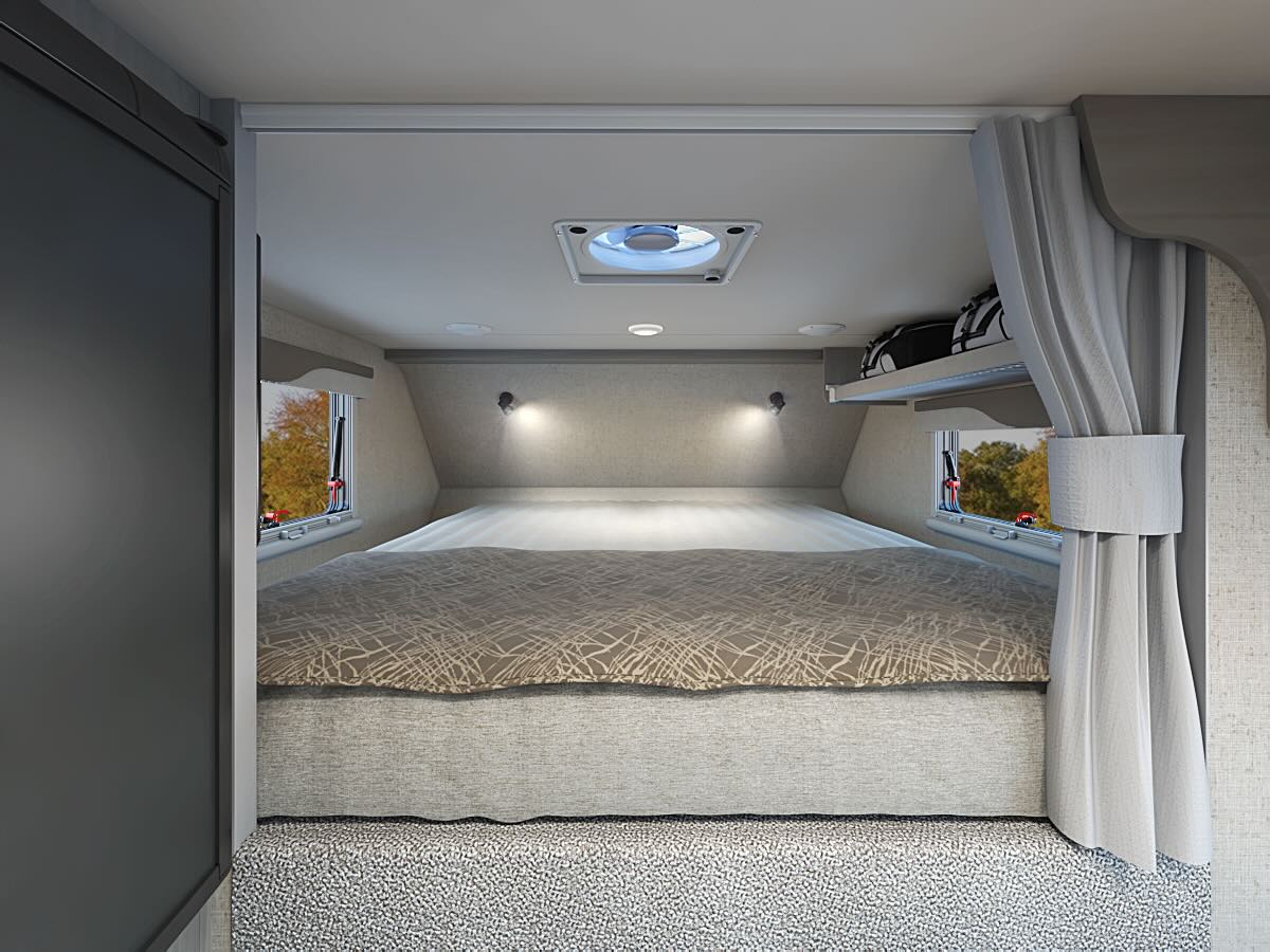 Lance 825 - Available to Order