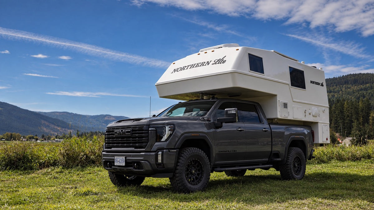 2027 Northern Lite LE 9-6 - 600 Ah Package