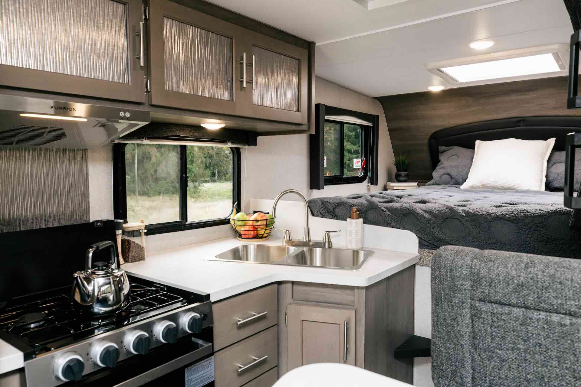 Adventurer 89RB - Available to Order