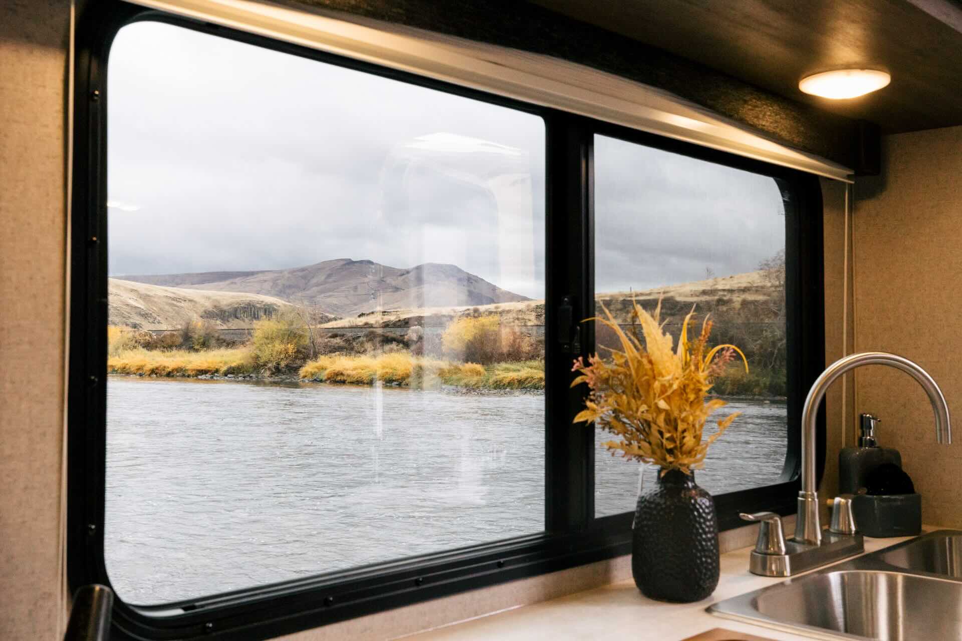 Adventurer 901SB - Available to Order