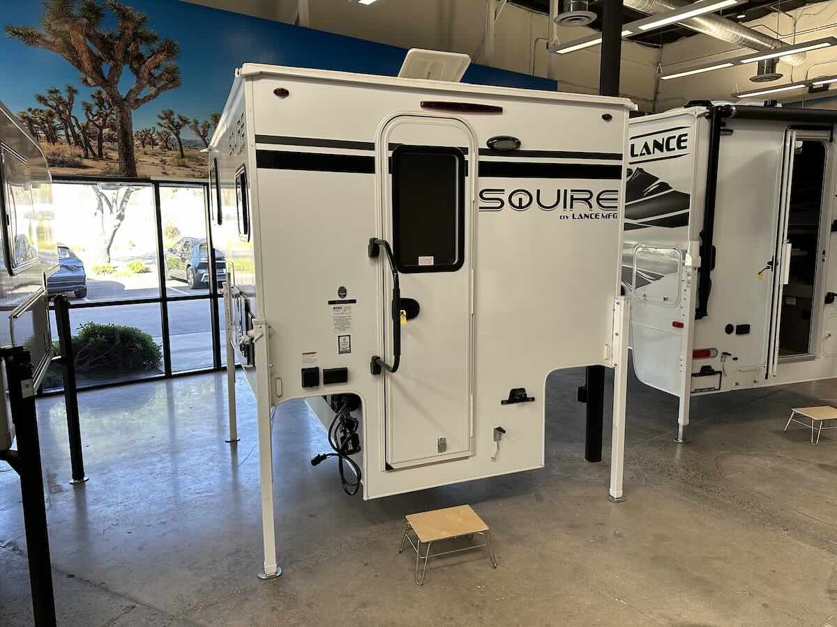 Lance Squire 605 - In Stock