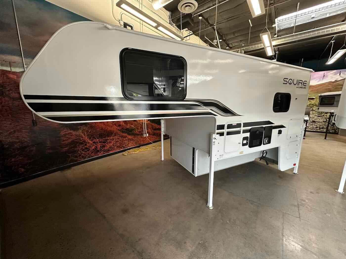 Lance Squire 825 - In Stock