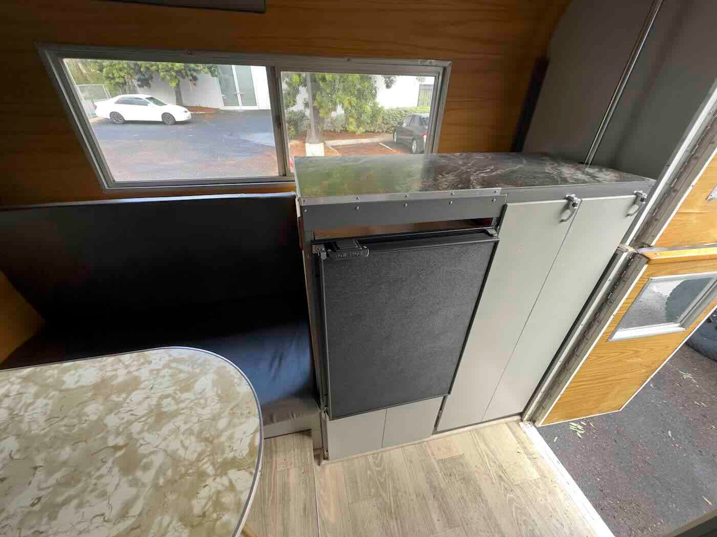 1970's Alaskan 8 ft Cabover