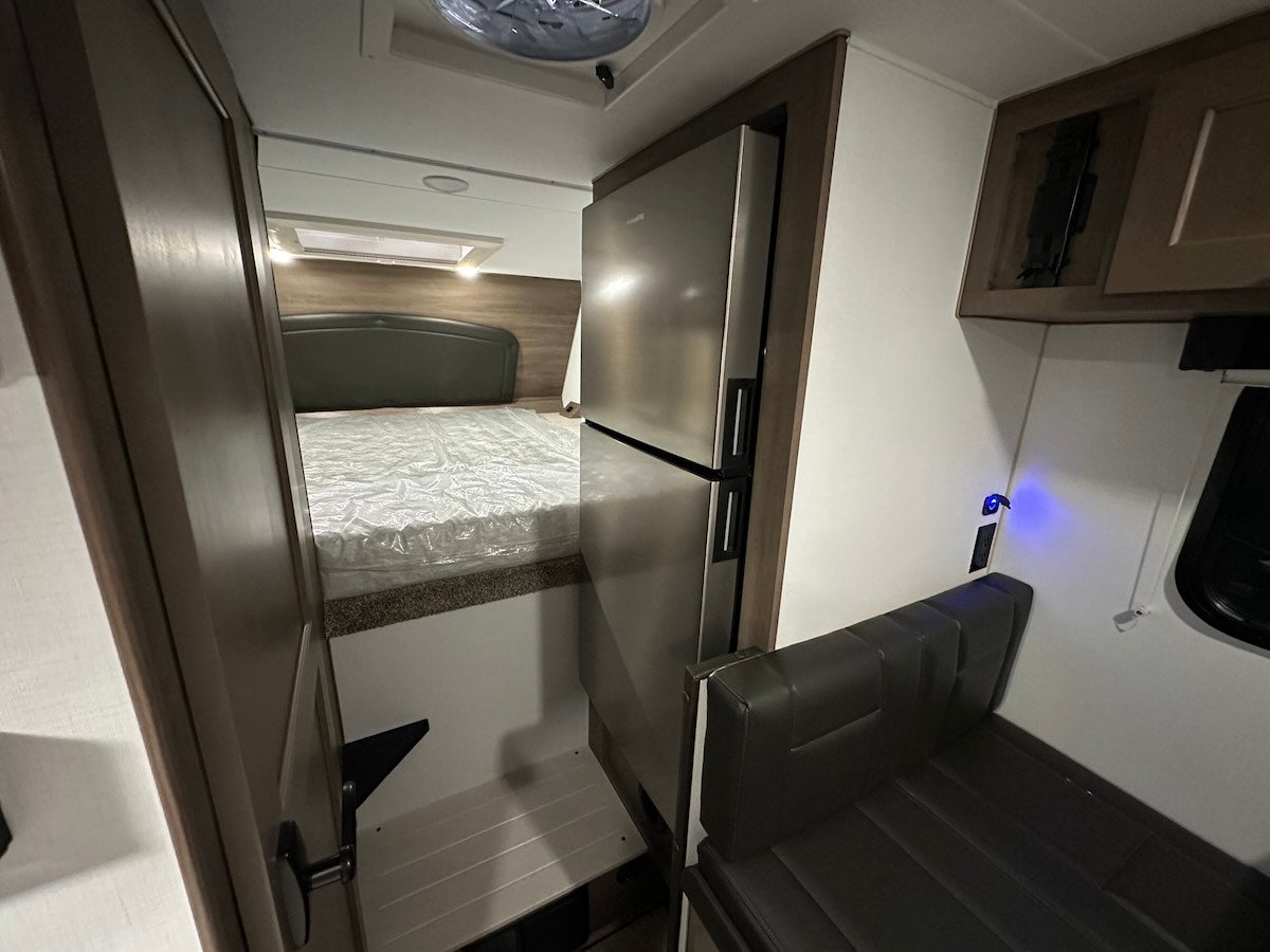 Adventurer 86FB - In Stock