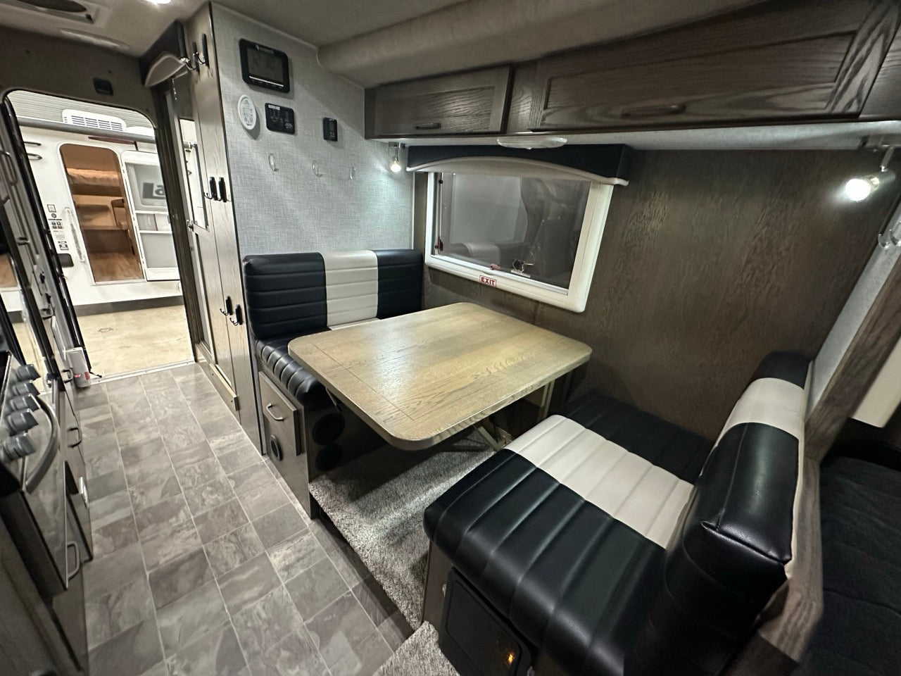 2021 Northern Lite 10-2 LE Dry Bath