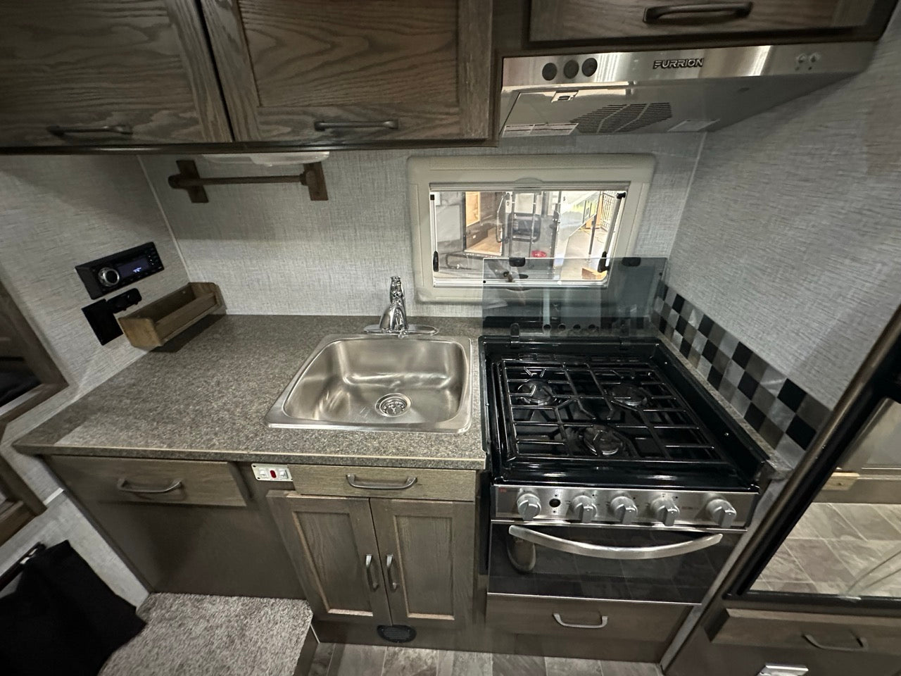 2021 Northern Lite 10-2 LE Dry Bath