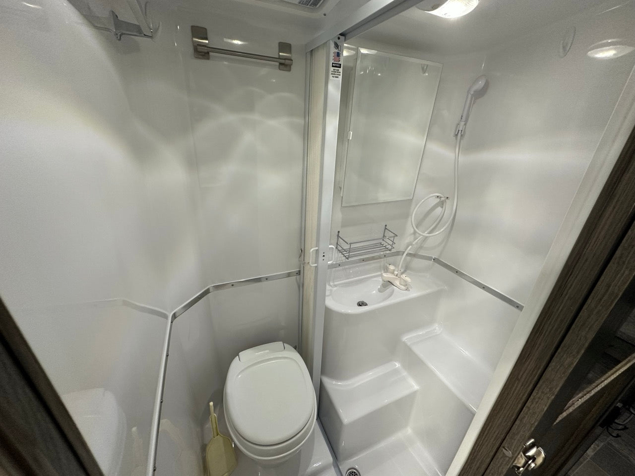 2021 Northern Lite 10-2 LE Dry Bath