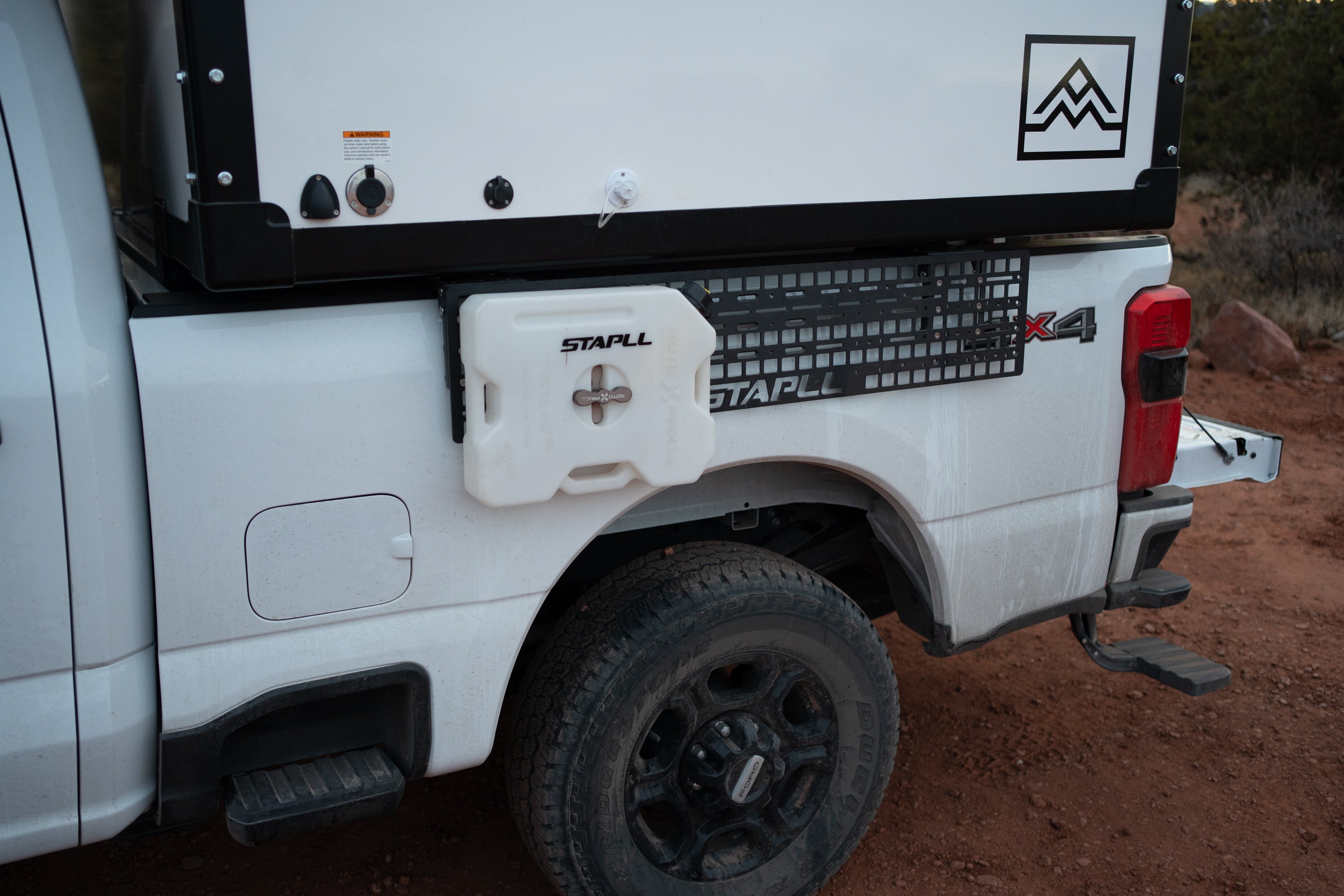 48x10" Fender Rack
