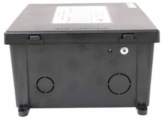 30 AMP 120V automatic transfer switch with quick-flip connector