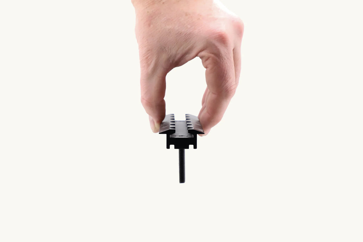 Venture L-Track M6 Machine Screws 40mm