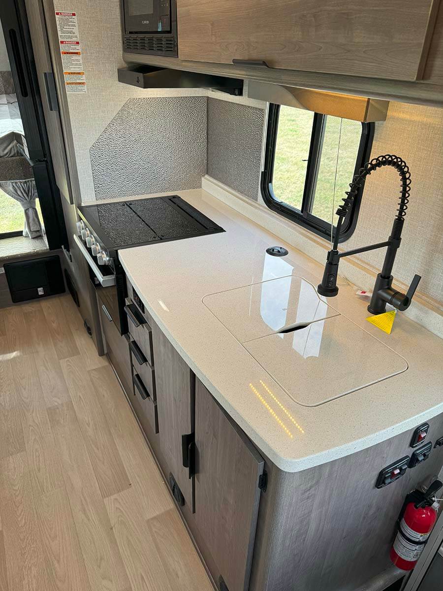 Lance 1191 - Available to Order