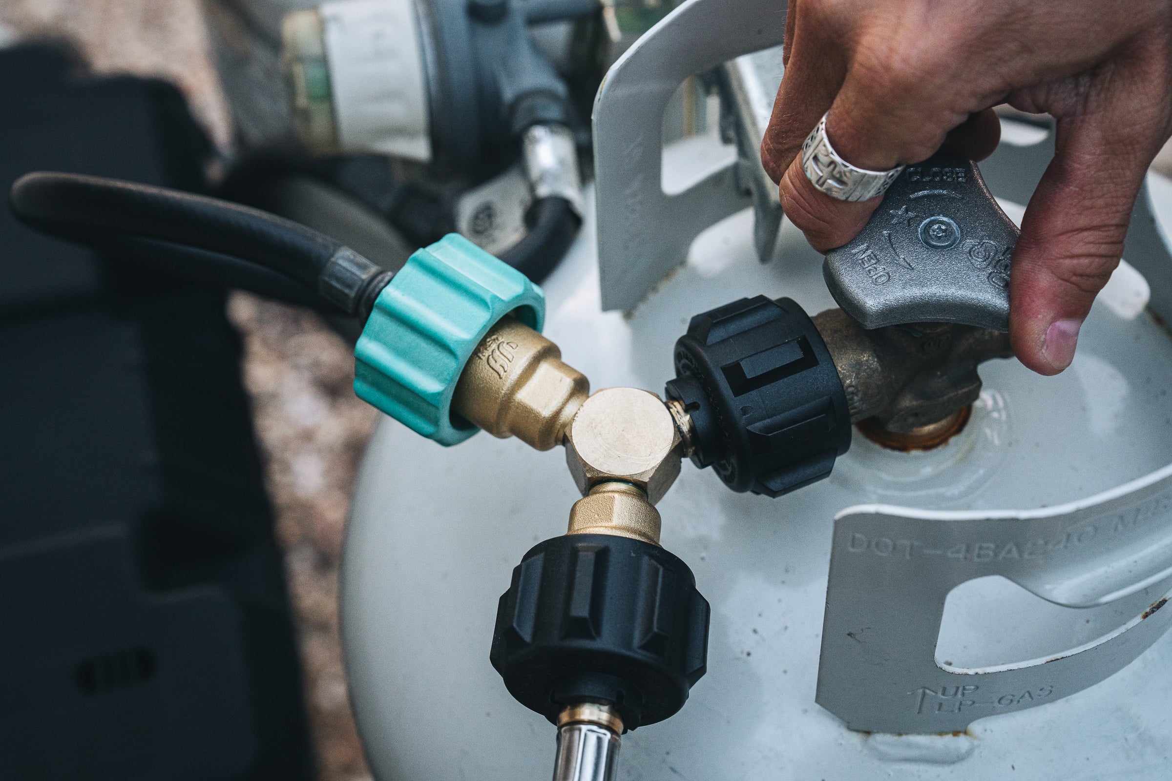 HOWL RV Kit (X-Tension Hose and Y-Splitter)