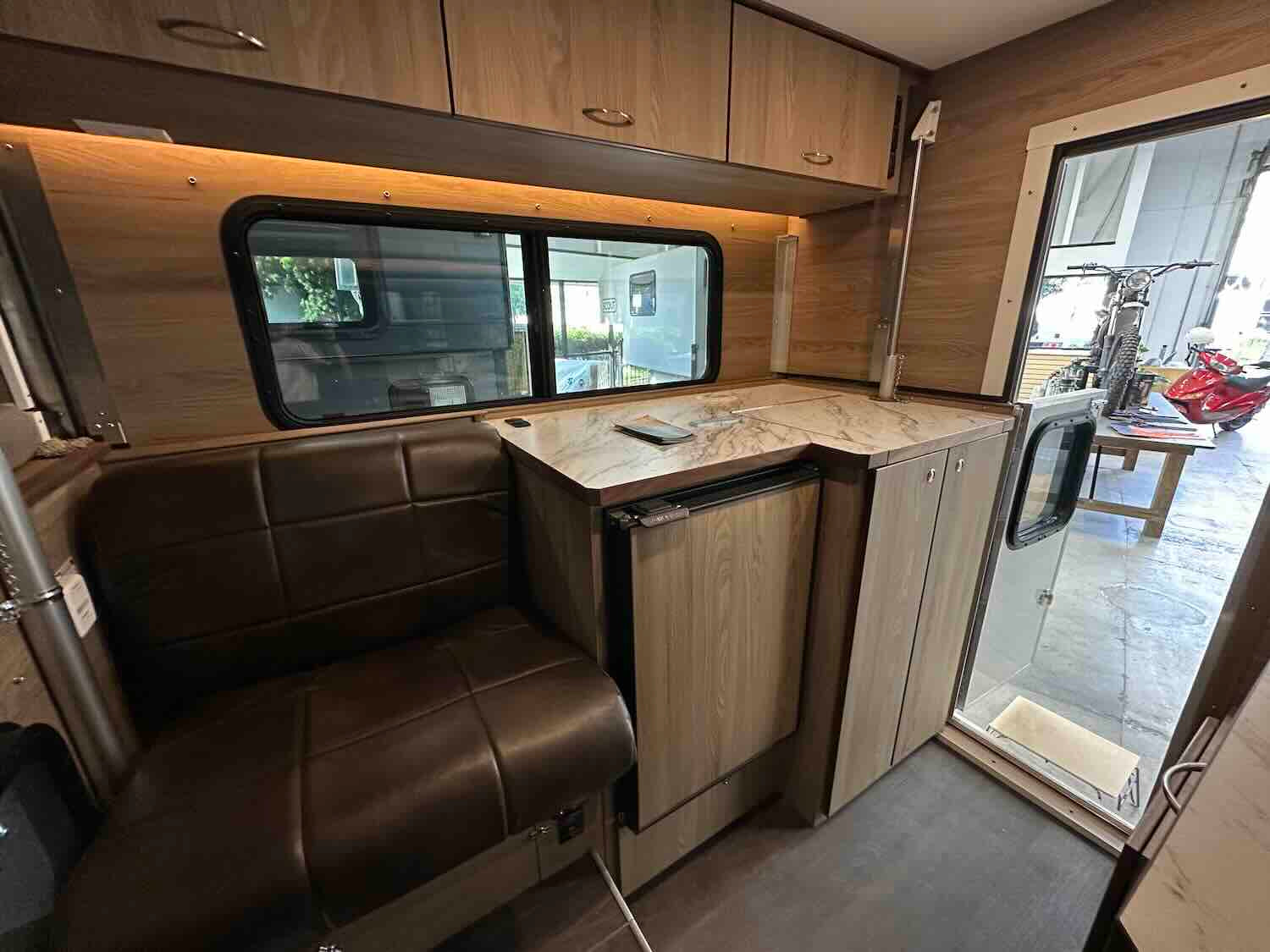 Alaskan 650 SI