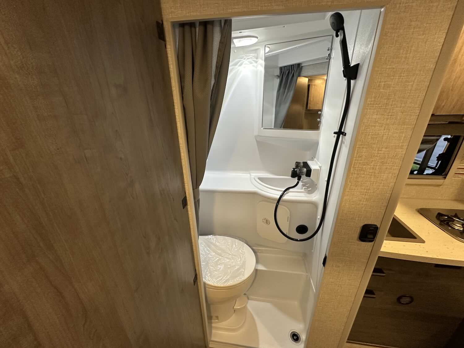 Lance 650 - In Stock