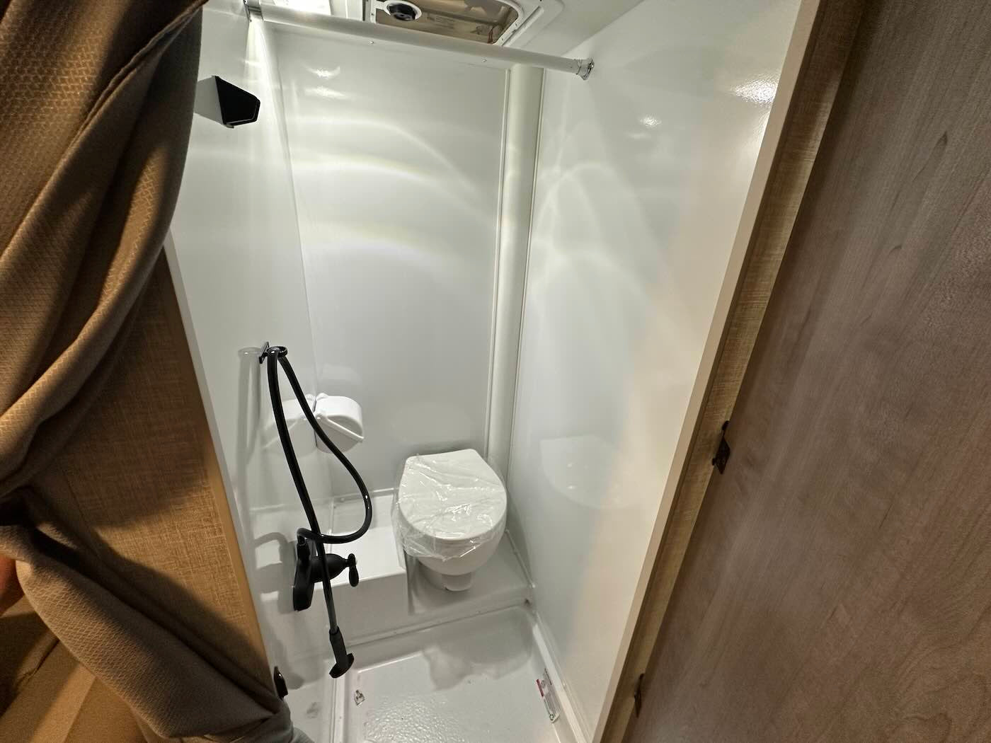 Lance Squire 825 - In Stock