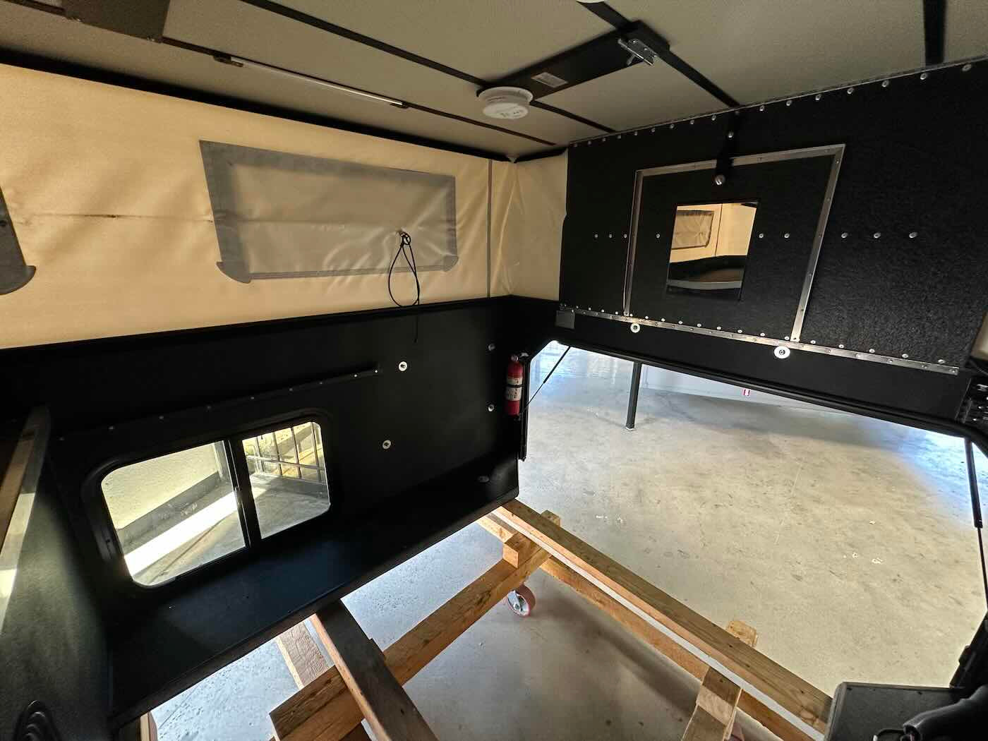 Four Wheel Campers Project M 2024 Used - 5.5 Ft bed