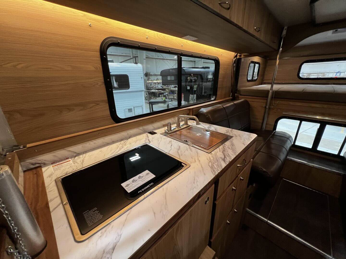 Alaskan 800 SI