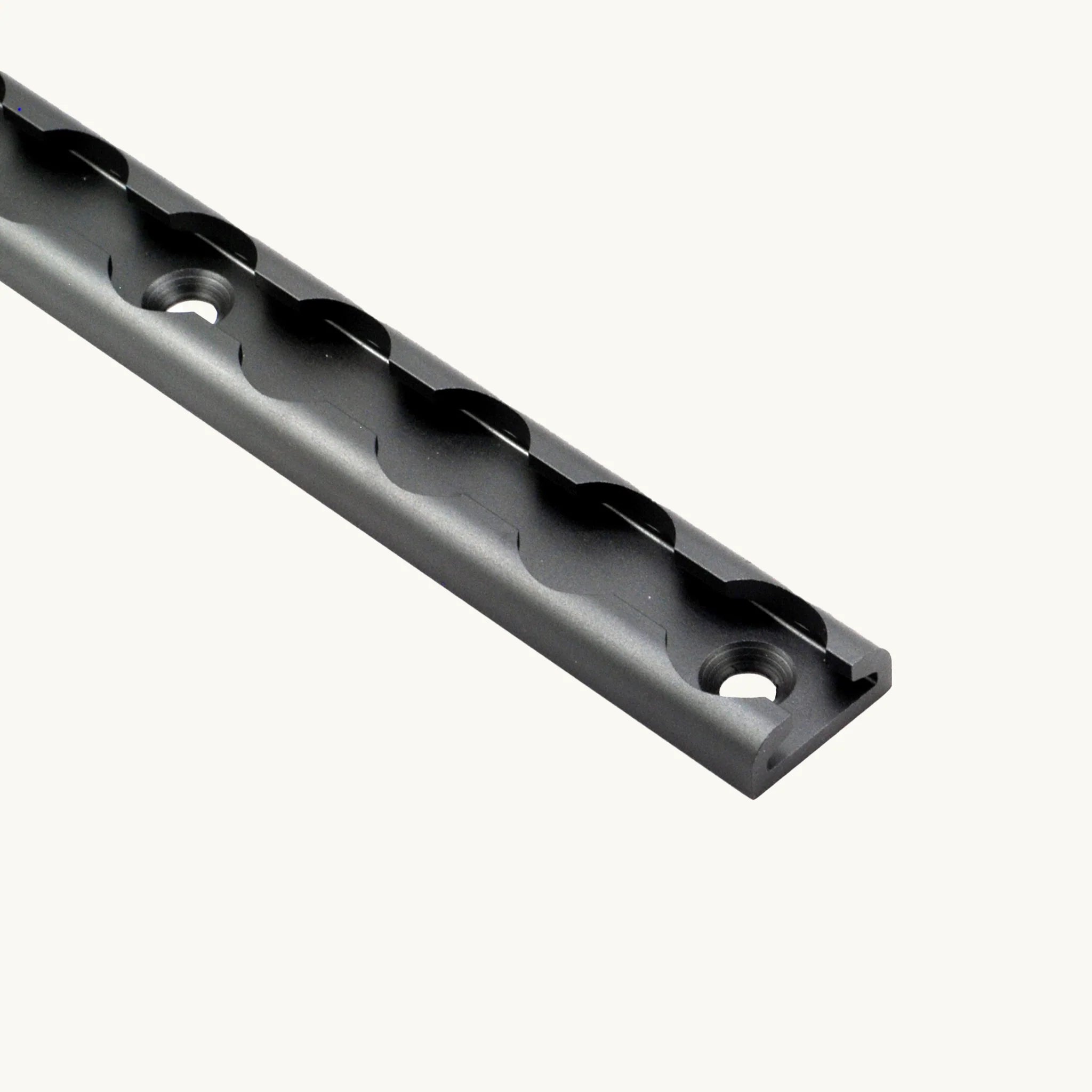 Semi-Circle Venture L-Track 24 Inch